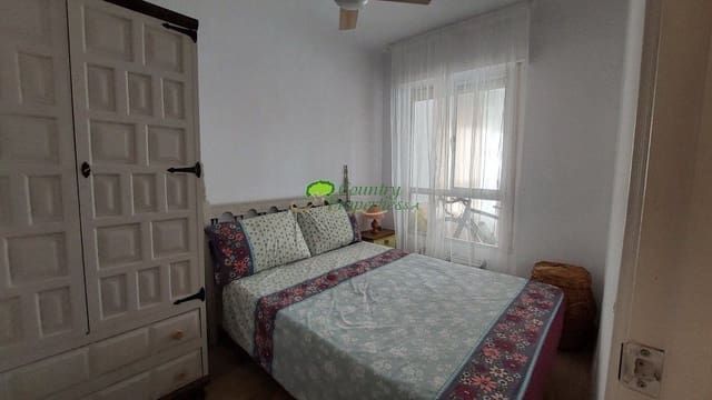 1 slaapkamer Appartement te huur in Torrox - € 750 (Ref: 9362772)