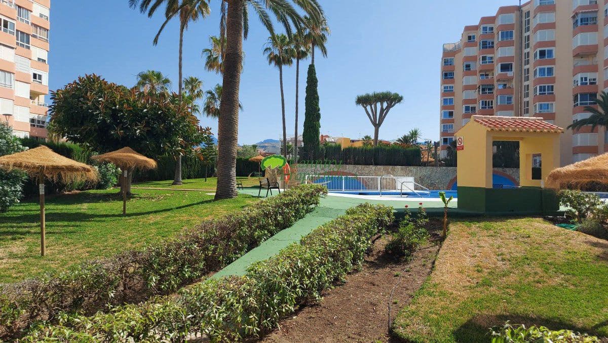 1 slaapkamer Appartement te huur in Torrox - € 750 (Ref: 9362772)