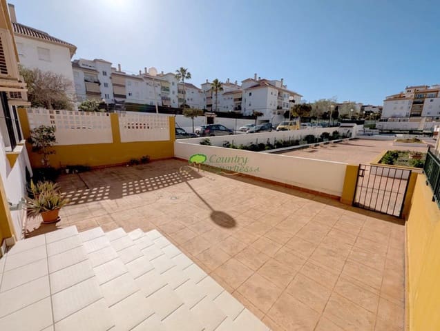 4 Zimmer Apartment zu verkaufen in Torre del Mar, Vélez-Málaga mit Garage - 425.000 € (Ref: 9368879)