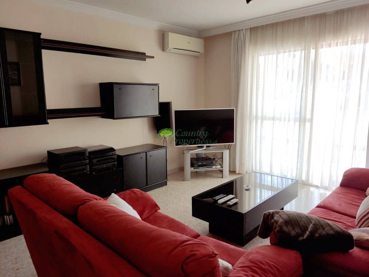 4 Zimmer Apartment zu verkaufen in Torre del Mar mit Garage - 425.000 € (Ref: 9368879)