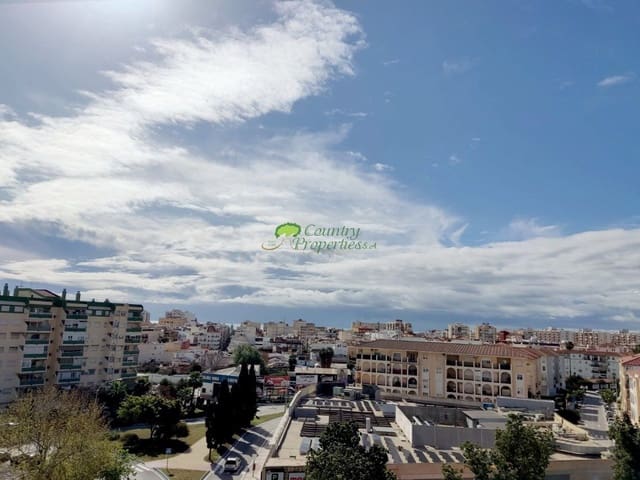 4 Zimmer Apartment zu verkaufen in Torre del Mar, Vélez-Málaga mit Garage - 425.000 € (Ref: 9368879)