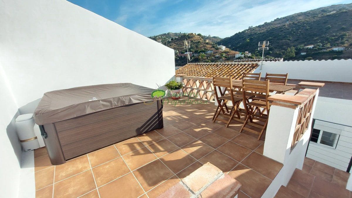 3 sypialnia Dom na sprzedaż w Torrox - 225 000 € (Ref: 9413759)