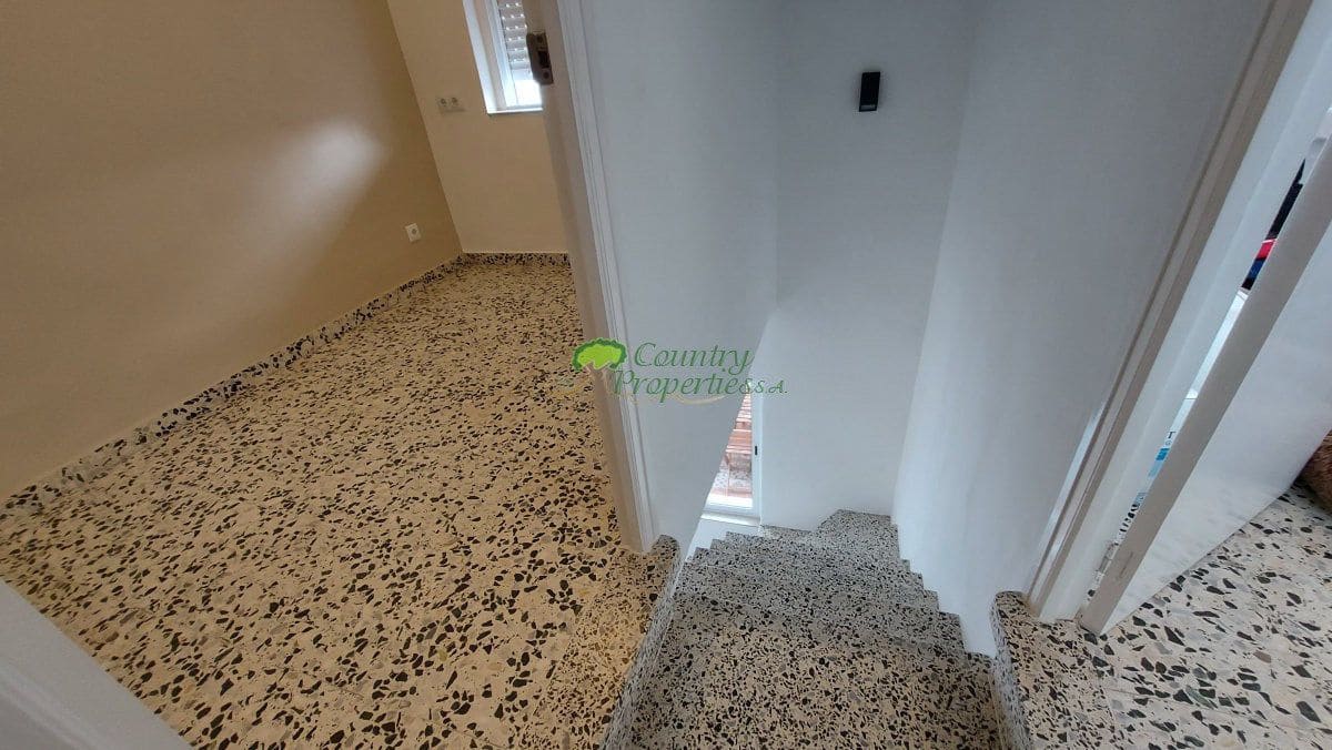 3 sypialnia Dom na sprzedaż w Torrox - 225 000 € (Ref: 9413759)