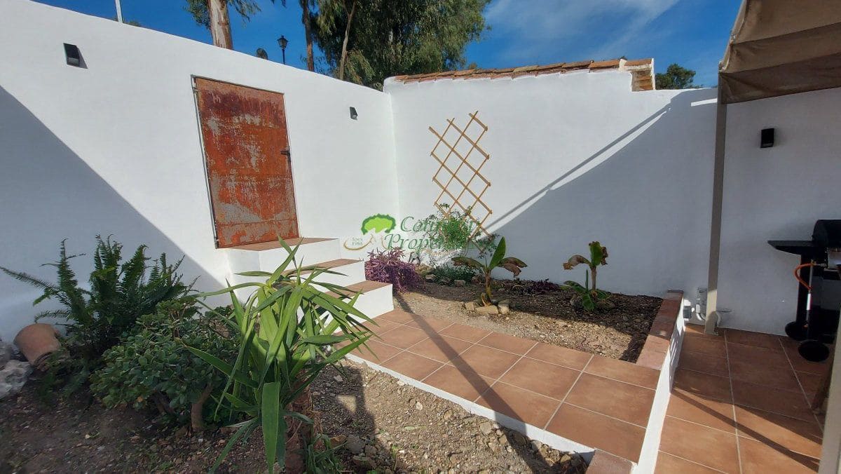3 sypialnia Dom na sprzedaż w Torrox - 225 000 € (Ref: 9413759)