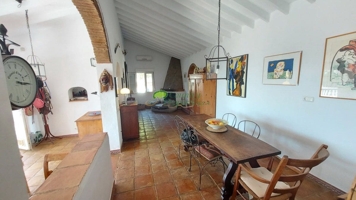 Finca/Casa Rural de 3 habitaciones en Cómpeta en venta - 449.000 € (Ref: 9430746)