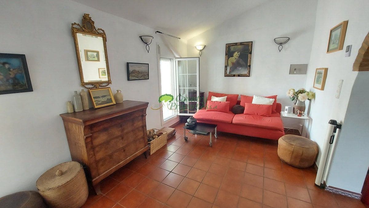 Finca/Casa Rural de 3 habitaciones en Cómpeta en venta - 449.000 € (Ref: 9430746)