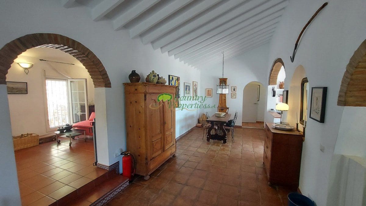Finca/Casa Rural de 3 habitaciones en Cómpeta en venta - 449.000 € (Ref: 9430746)