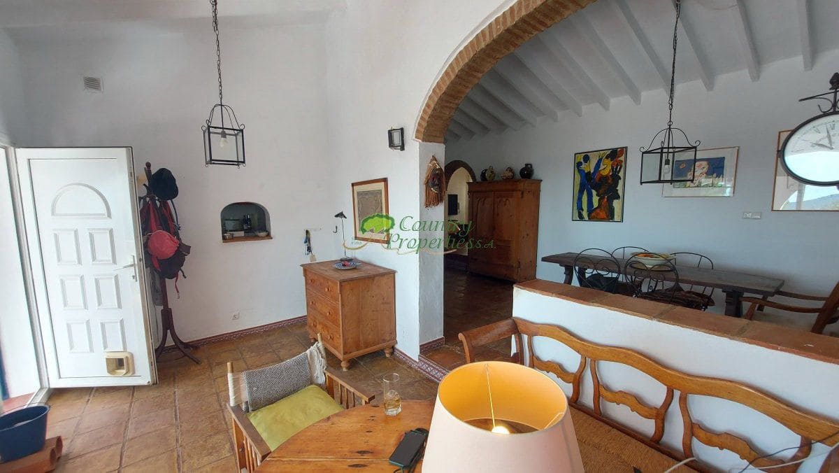 Finca/Casa Rural de 3 habitaciones en Cómpeta en venta - 449.000 € (Ref: 9430746)