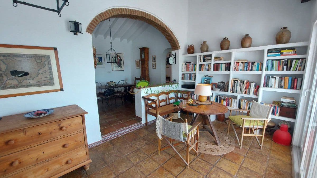 Finca/Casa Rural de 3 habitaciones en Cómpeta en venta - 449.000 € (Ref: 9430746)