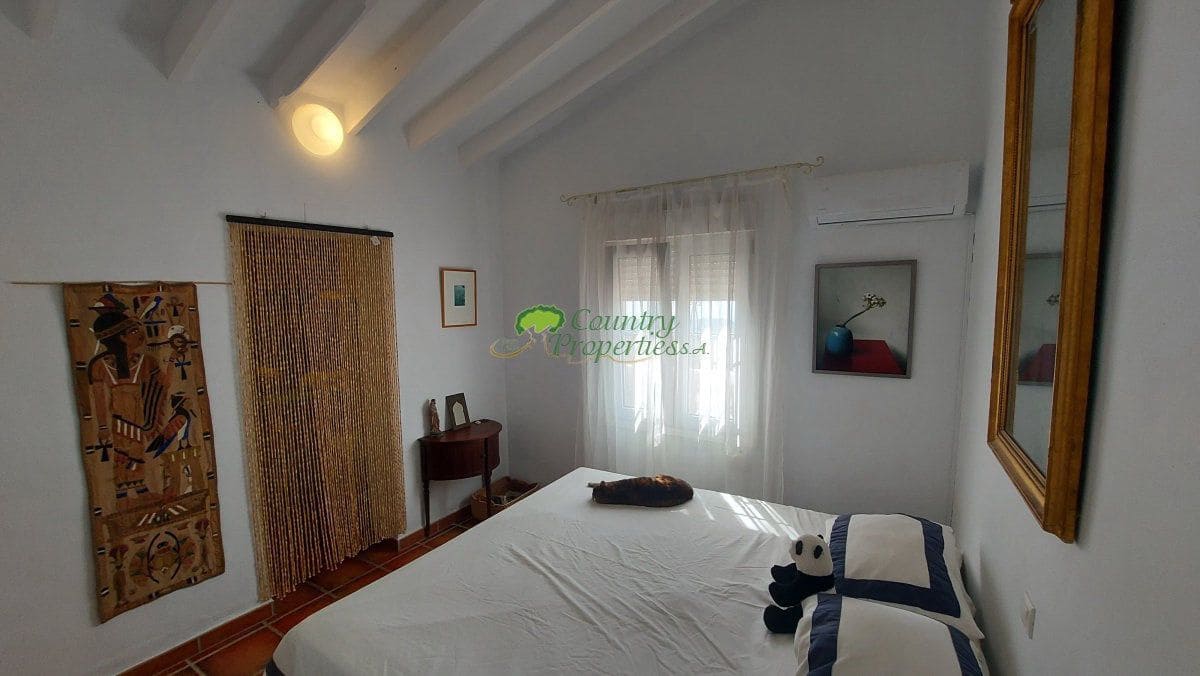 Finca/Casa Rural de 3 habitaciones en Cómpeta en venta - 449.000 € (Ref: 9430746)