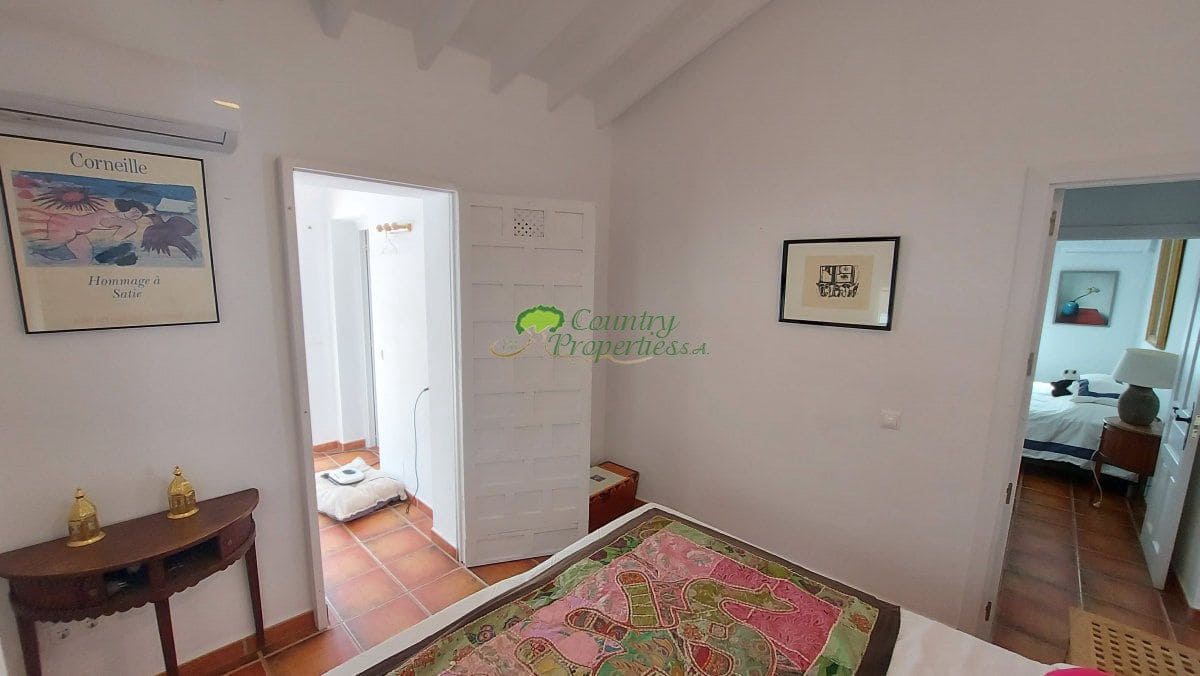 Finca/Casa Rural de 3 habitaciones en Cómpeta en venta - 449.000 € (Ref: 9430746)