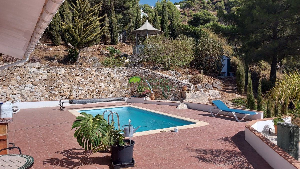 Finca/Casa Rural de 3 habitaciones en Cómpeta en venta - 449.000 € (Ref: 9430746)