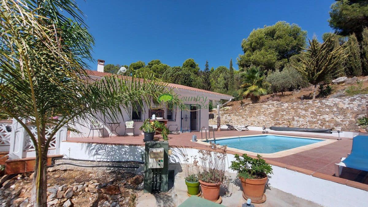 Finca/Casa Rural de 3 habitaciones en Cómpeta en venta - 449.000 € (Ref: 9430746)