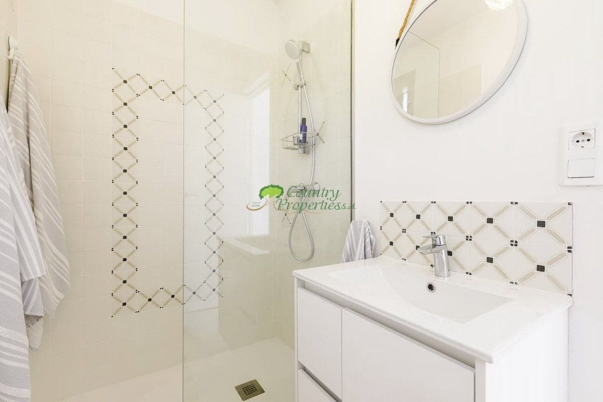 4 slaapkamer Finca/Landhuis te koop in Competa - € 389.000 (Ref: 9430748)