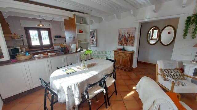 4 slaapkamer Finca/Landhuis te koop in Cómpeta - € 389.000 (Ref: 9430748)