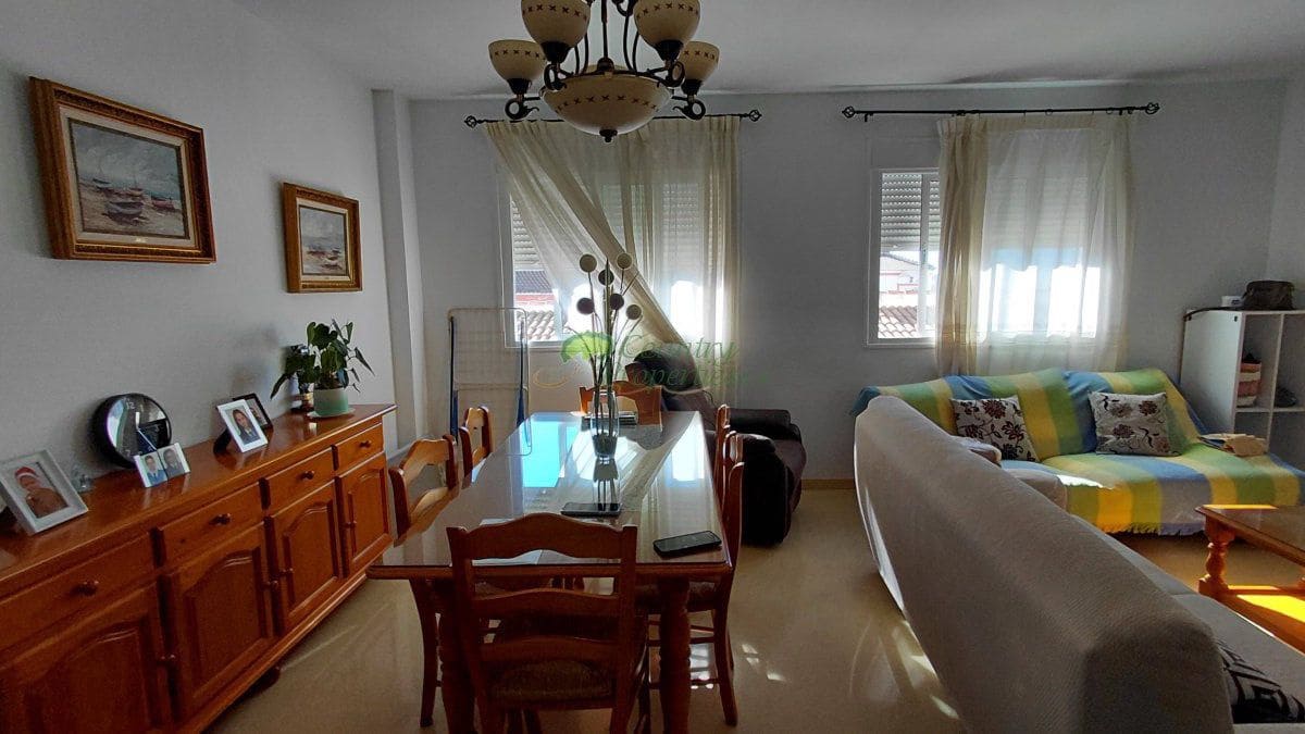 3 soveværelse Byhus til salg i Competa - € 210.000 (Ref: 9503963)