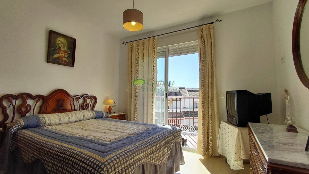 3 soveværelse Byhus til salg i Competa - € 210.000 (Ref: 9503963)