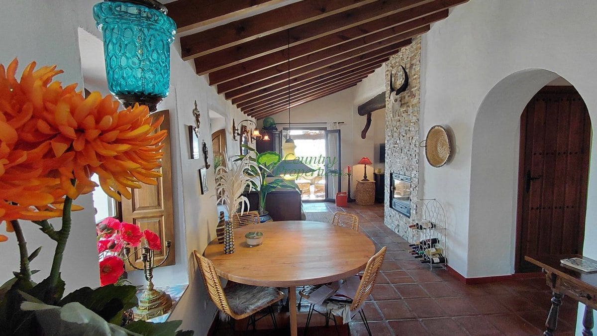 Finca/Casa Rural de 2 habitaciones en Cómpeta en venta - 525.000 € (Ref: 9527178)