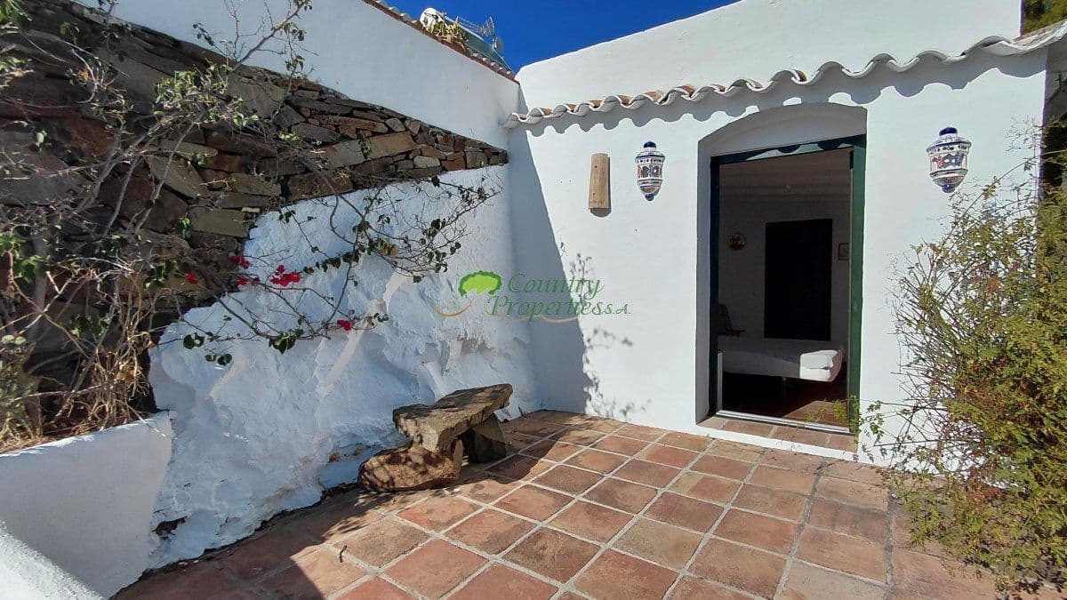 Finca/Casa Rural de 2 habitaciones en Cómpeta en venta - 525.000 € (Ref: 9527178)