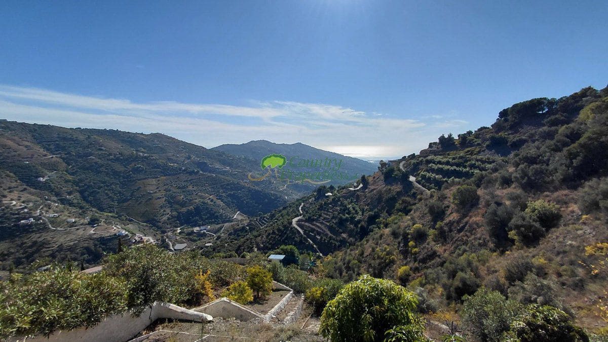 Finca/Casa Rural de 2 habitaciones en Cómpeta en venta - 525.000 € (Ref: 9527178)