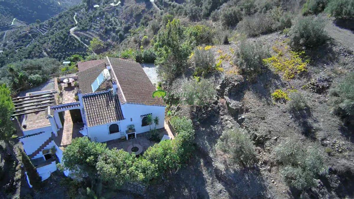 2 bedroom Finca/Country House for sale in Competa - € 525,000 (Ref: 9527178)