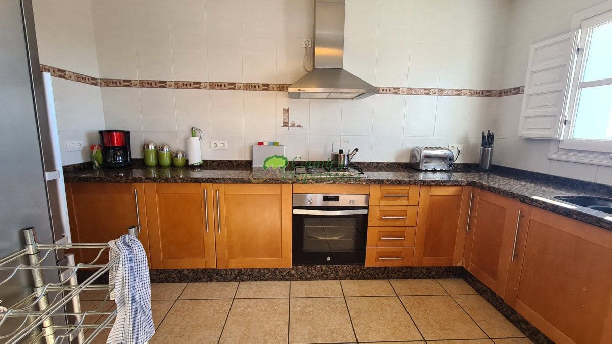 5 sypialnia Finka/Dom wiejski na sprzedaż w Competa - 575 000 € (Ref: 9533468)