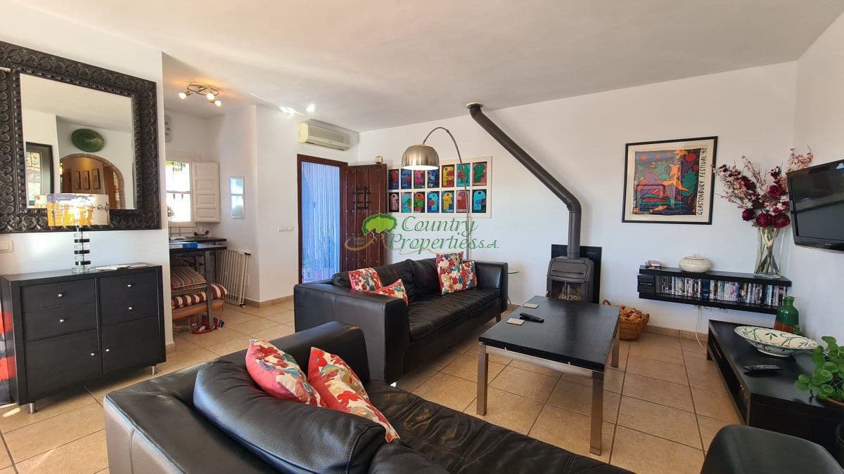 5 sypialnia Finka/Dom wiejski na sprzedaż w Competa - 575 000 € (Ref: 9533468)