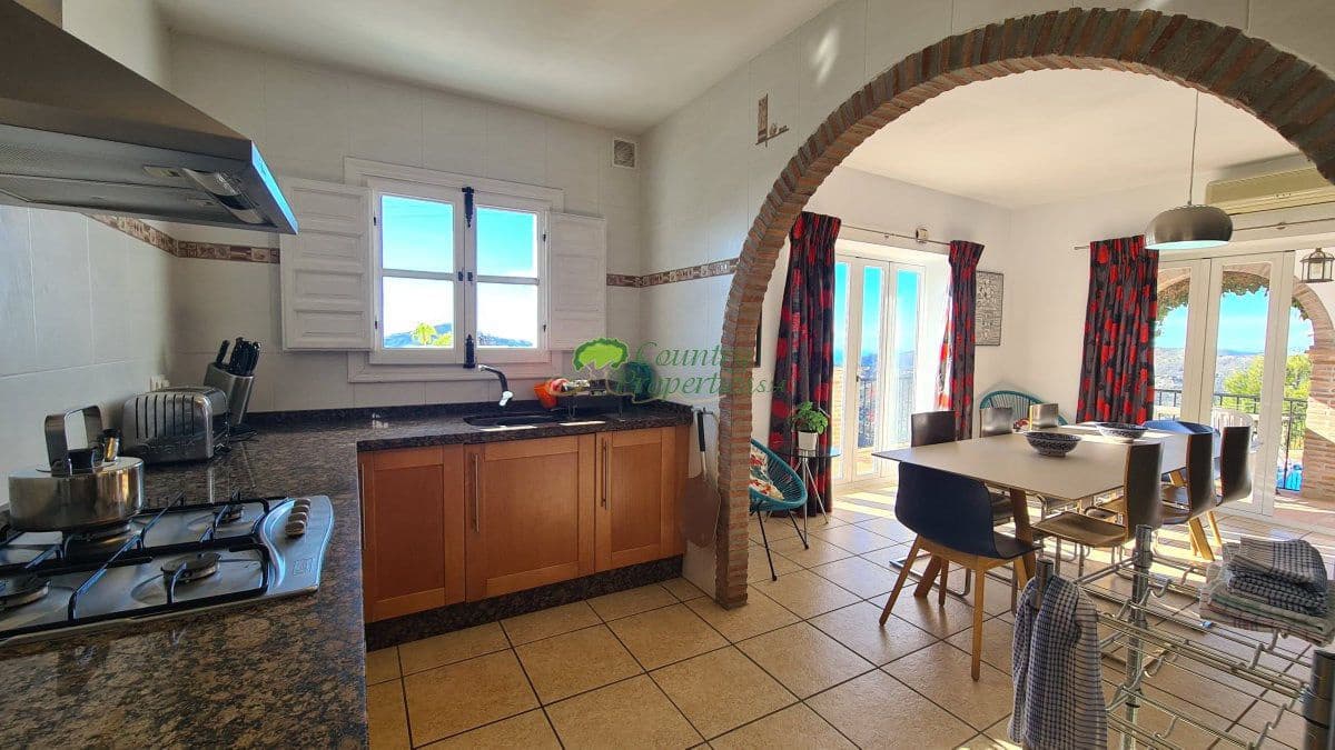 5 sypialnia Finka/Dom wiejski na sprzedaż w Competa - 575 000 € (Ref: 9533468)