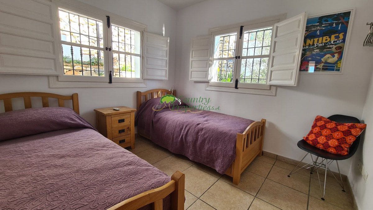 5 sypialnia Finka/Dom wiejski na sprzedaż w Competa - 575 000 € (Ref: 9533468)