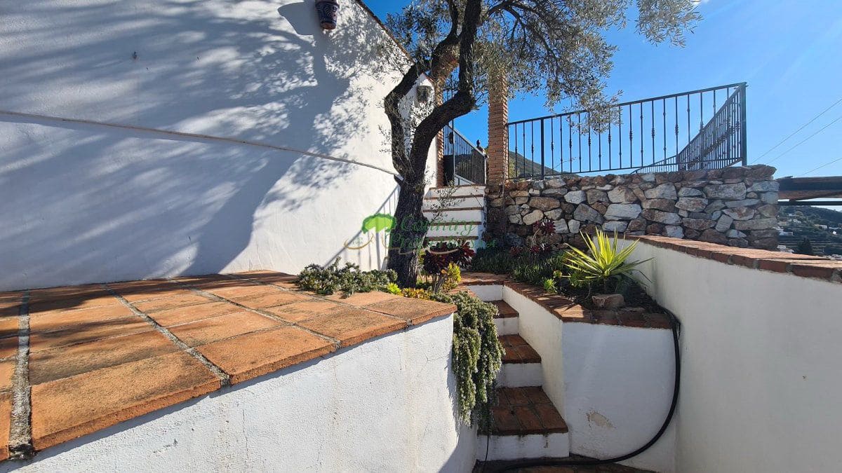 5 sypialnia Finka/Dom wiejski na sprzedaż w Competa - 575 000 € (Ref: 9533468)