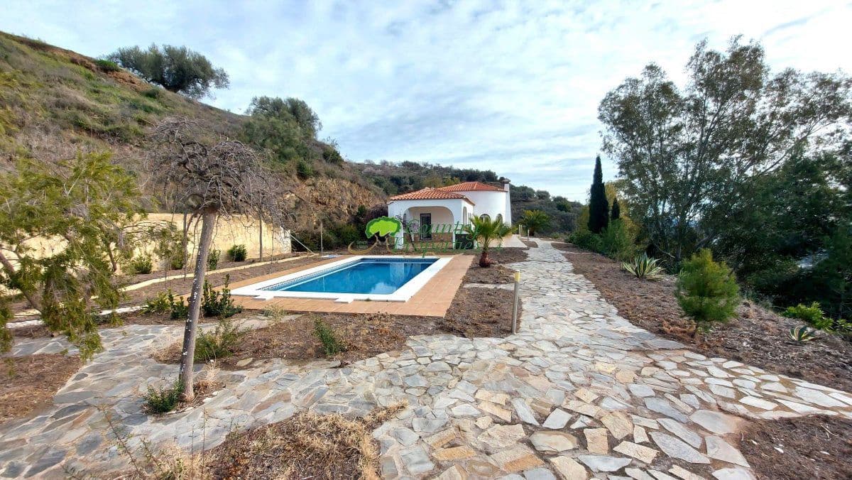 5 bedroom Finca/Country House for sale in Arenas with garage - € 595,000 (Ref: 9535871)