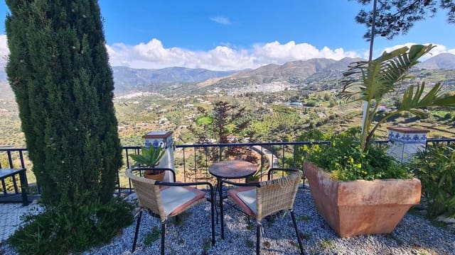 Finca/Casa Rural de 3 habitaciones en Cómpeta en venta con garaje - 339.000 € (Ref: 9547553)