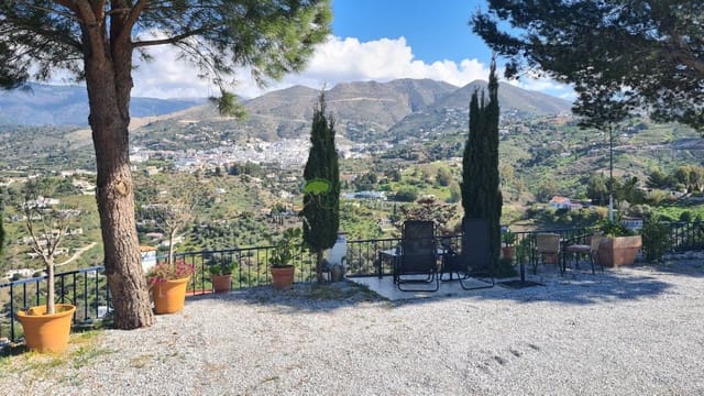 Finca/Casa Rural de 3 habitaciones en Cómpeta en venta con garaje - 339.000 € (Ref: 9547553)