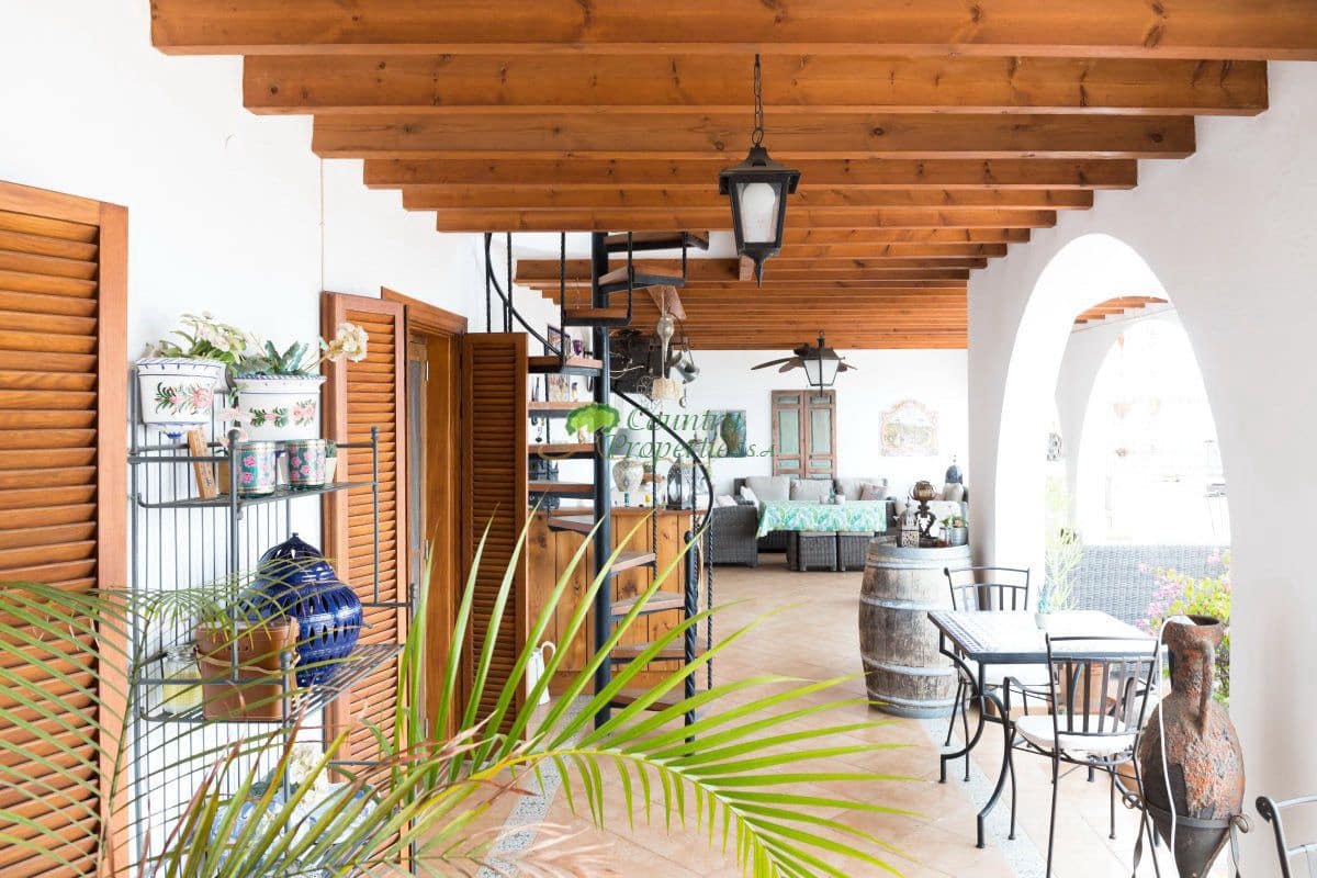 5 chambre Finca/Maison de Campagne à vendre à Competa - 785 000 € (Ref: 9564835)