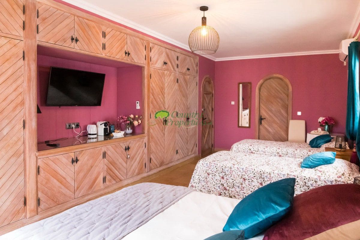 5 chambre Finca/Maison de Campagne à vendre à Competa - 785 000 € (Ref: 9564835)