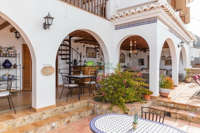 5 chambre Finca/Maison de Campagne à vendre à Cómpeta - 785 000 € (Ref: 9564835)