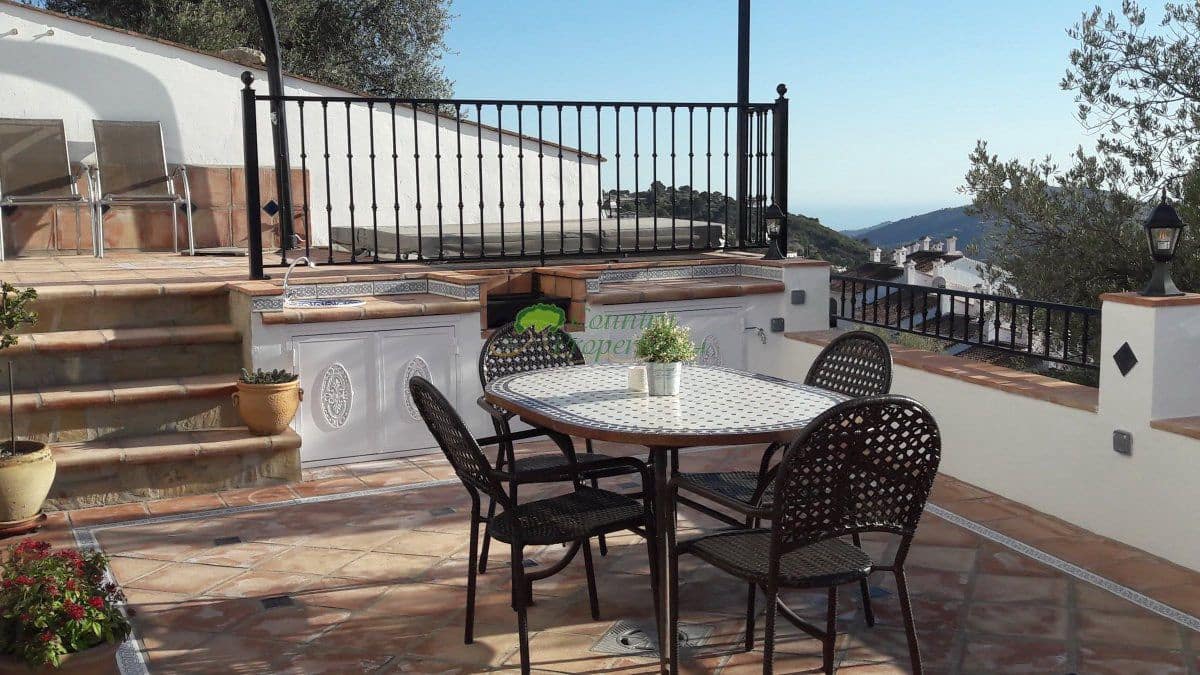 5 chambre Finca/Maison de Campagne à vendre à Competa - 785 000 € (Ref: 9564835)