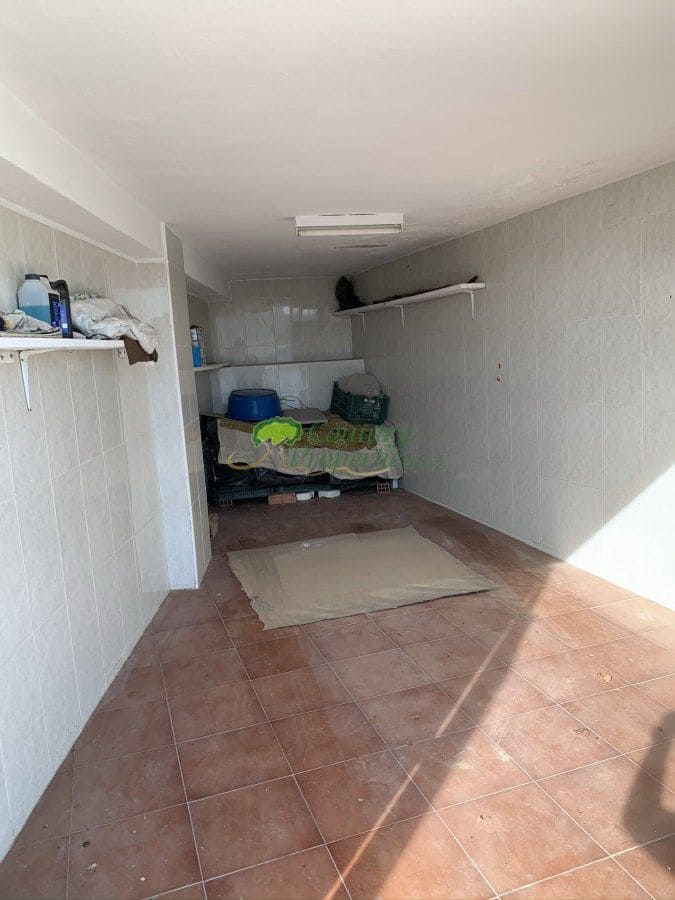 3 sovrum Villa till salu i Torrox med garage - 370 000 € (Ref: 9570798)