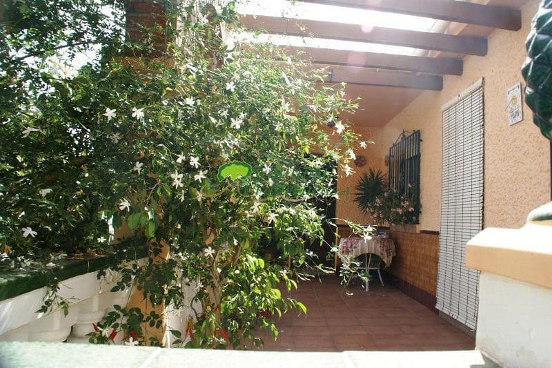 3 sovrum Villa till salu i Torrox med garage - 370 000 € (Ref: 9570798)