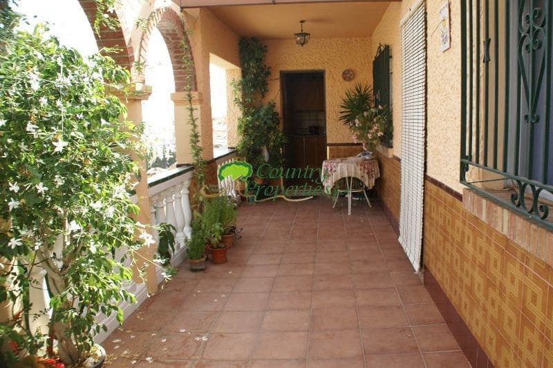 3 sovrum Villa till salu i Torrox med garage - 370 000 € (Ref: 9570798)