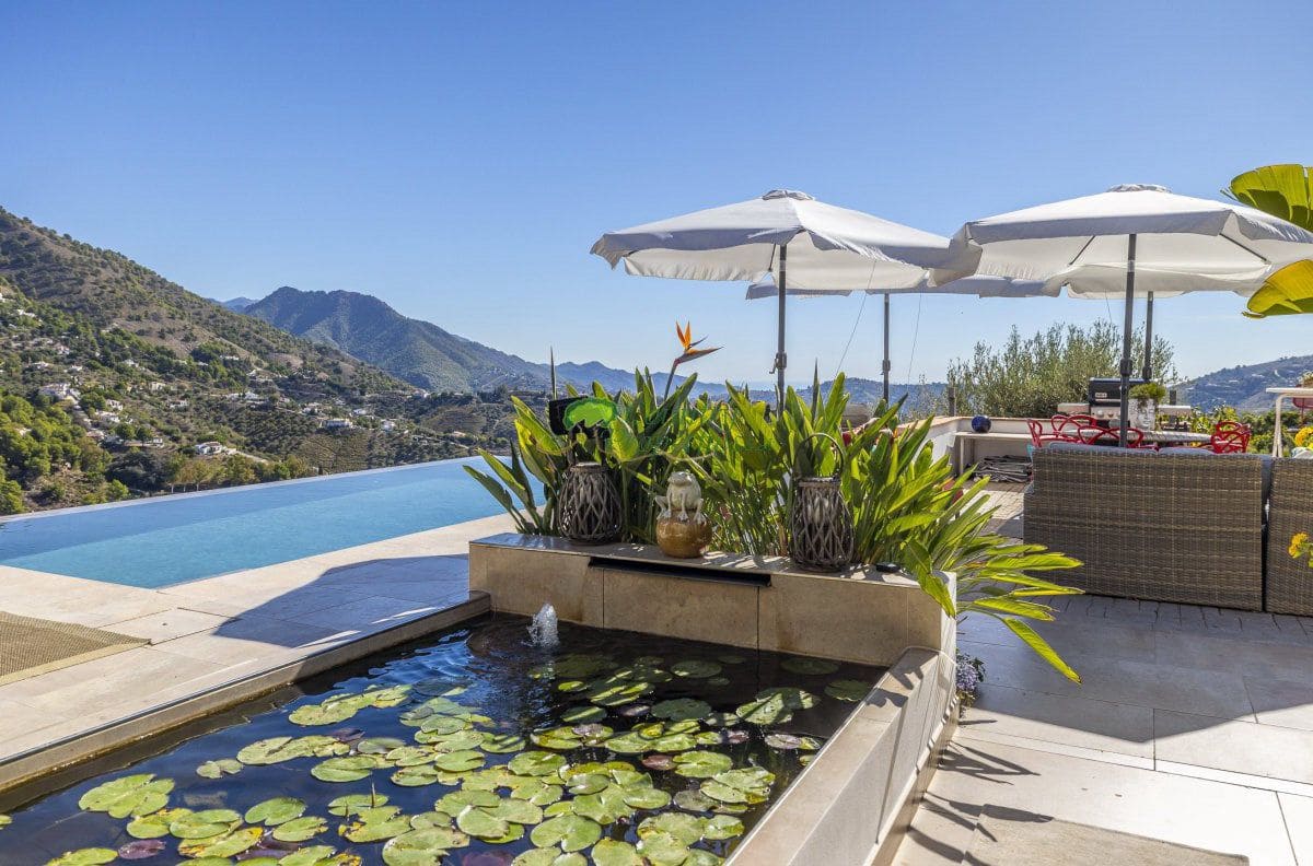 4 Zimmer Finca/Landgut zu verkaufen in Competa - 995.000 € (Ref: 9604677)