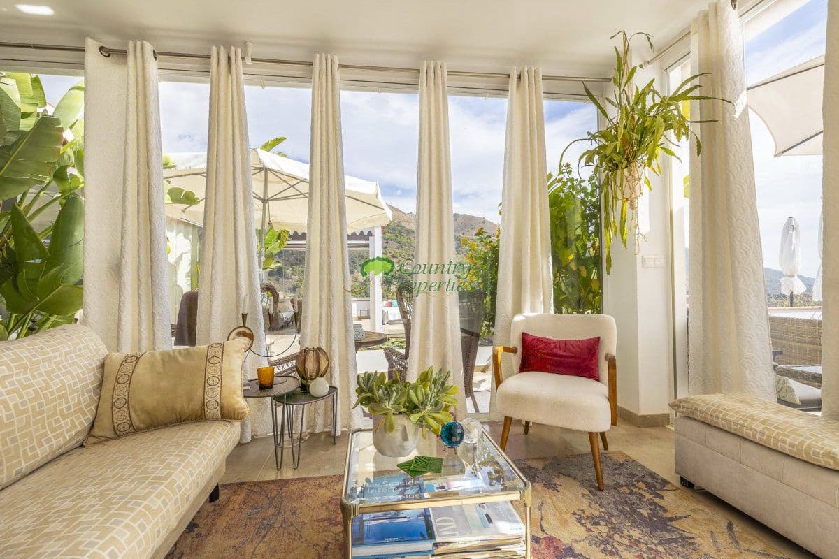 4 Zimmer Finca/Landgut zu verkaufen in Competa - 995.000 € (Ref: 9604677)