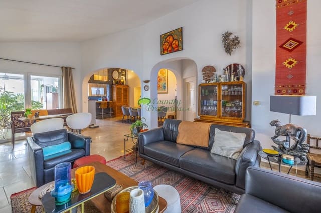 4 Zimmer Finca/Landgut zu verkaufen in Cómpeta - 995.000 € (Ref: 9604677)