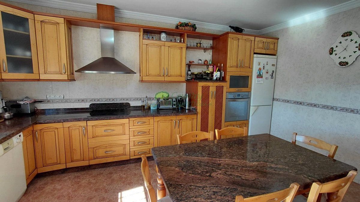 8 slaapkamer Finca/Landhuis te koop in Puente de Don Manuel met garage - € 685.000 (Ref: 9644594)