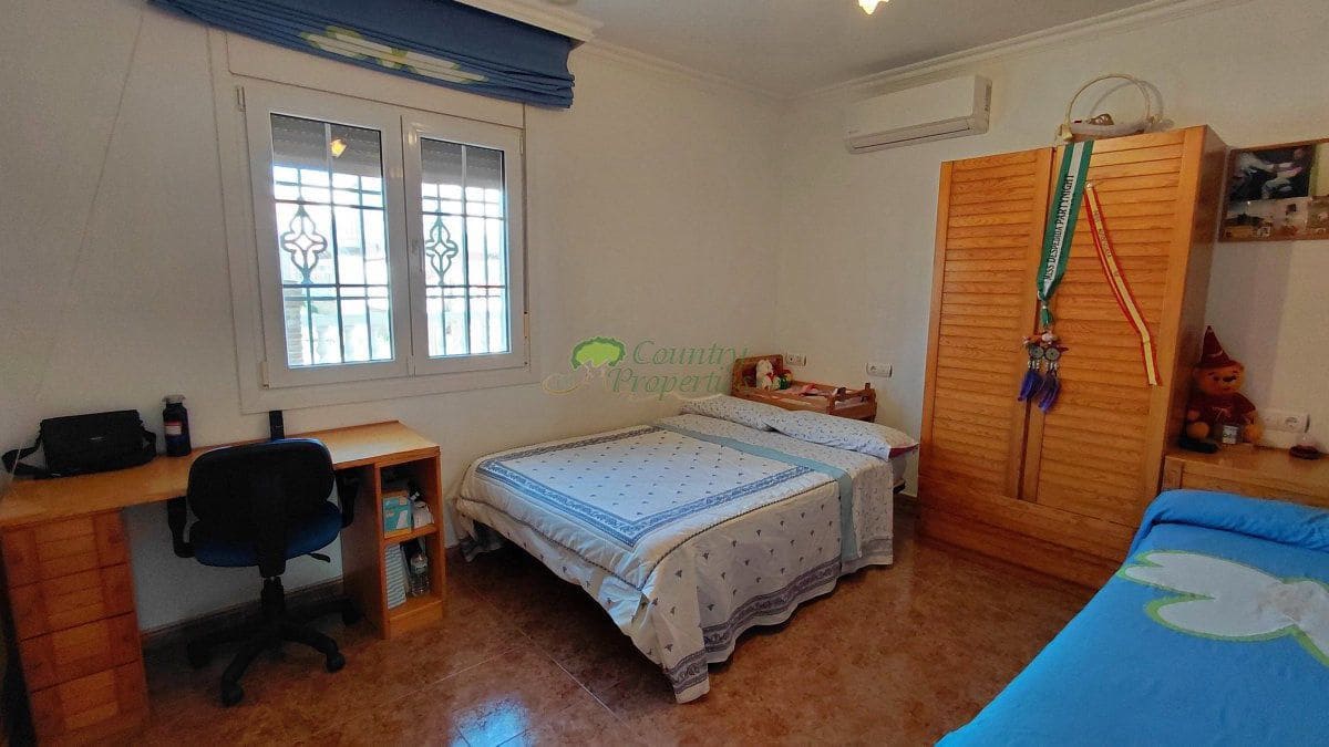 8 slaapkamer Finca/Landhuis te koop in Puente de Don Manuel met garage - € 685.000 (Ref: 9644594)