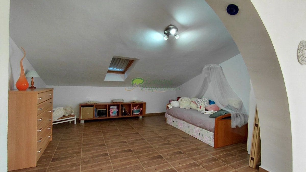 8 slaapkamer Finca/Landhuis te koop in Puente de Don Manuel met garage - € 685.000 (Ref: 9644594)