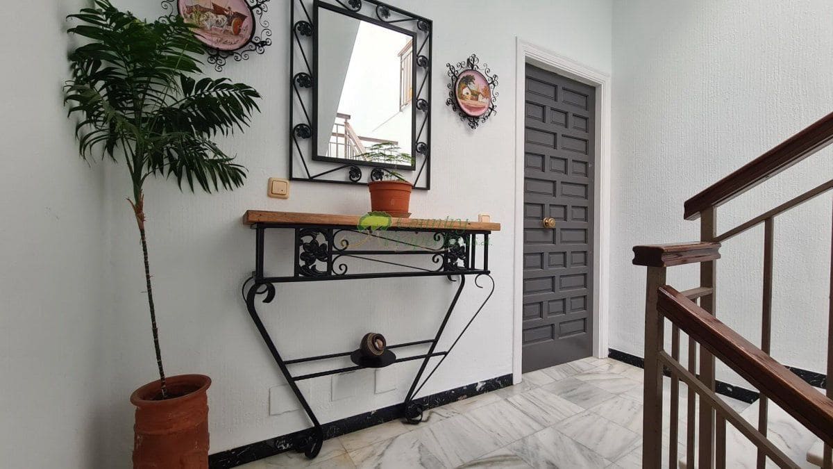 4 Zimmer Apartment zu verkaufen in Competa - 270.000 € (Ref: 9651268)