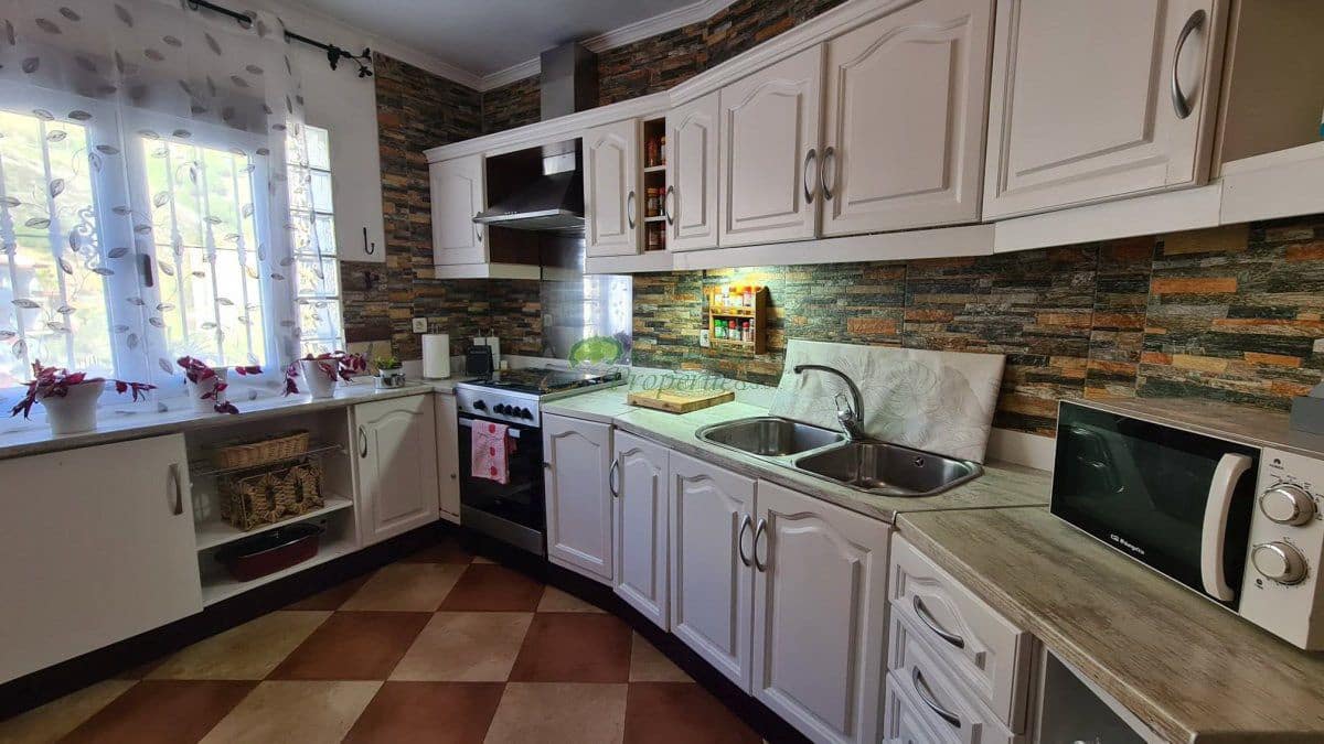 4 Zimmer Apartment zu verkaufen in Competa - 270.000 € (Ref: 9651268)