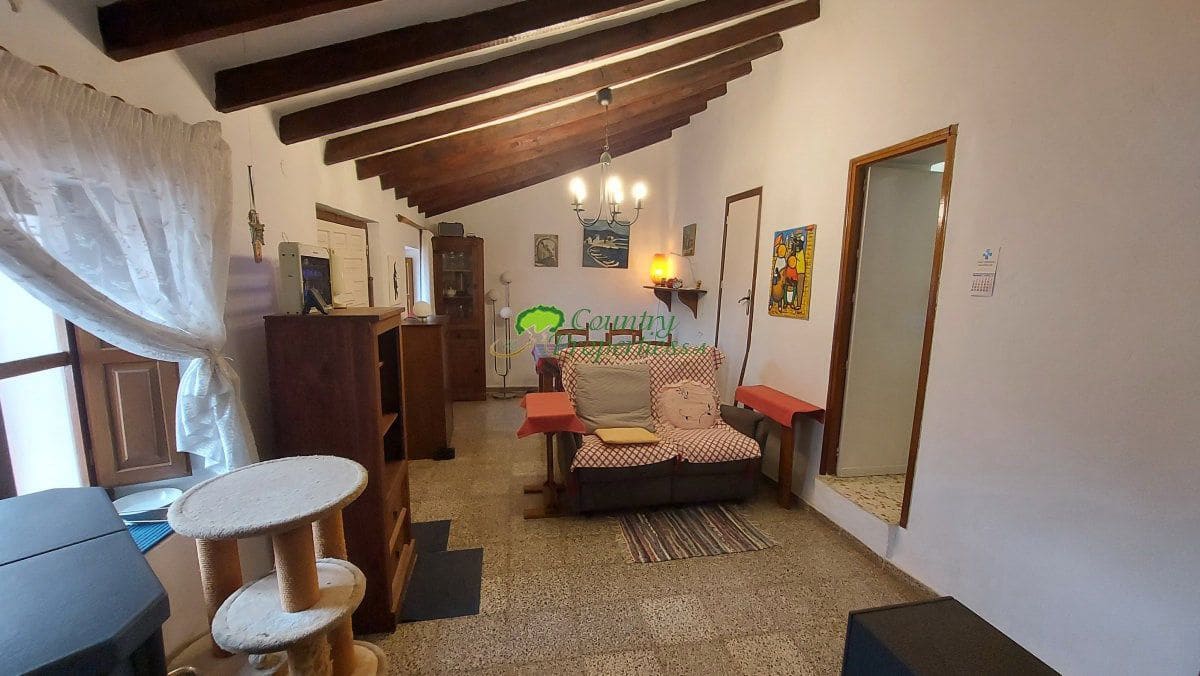 3 sovrum Finca/Hus på landet till salu i Benajarafe - 449 000 € (Ref: 9666126)