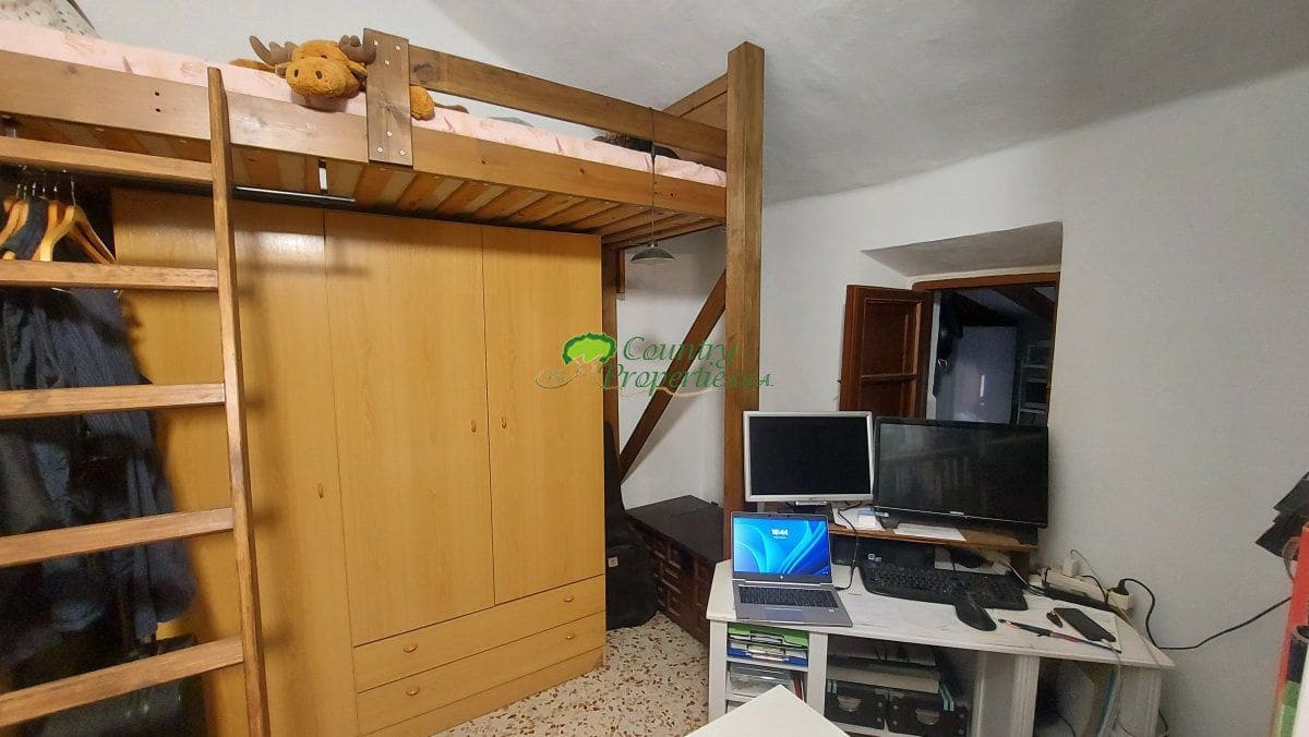 3 sovrum Finca/Hus på landet till salu i Benajarafe - 449 000 € (Ref: 9666126)